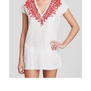 Tory Burch Issy top
Embroidered White Red Linen Scallop Trim Tunic Top Xs